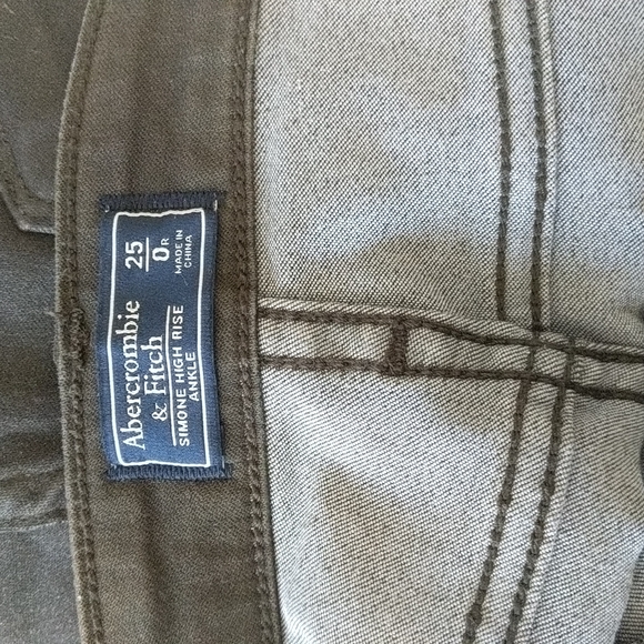 Abercrombie Simone High Rise Ankle Jeans Coated Green - Picture 9 of 11